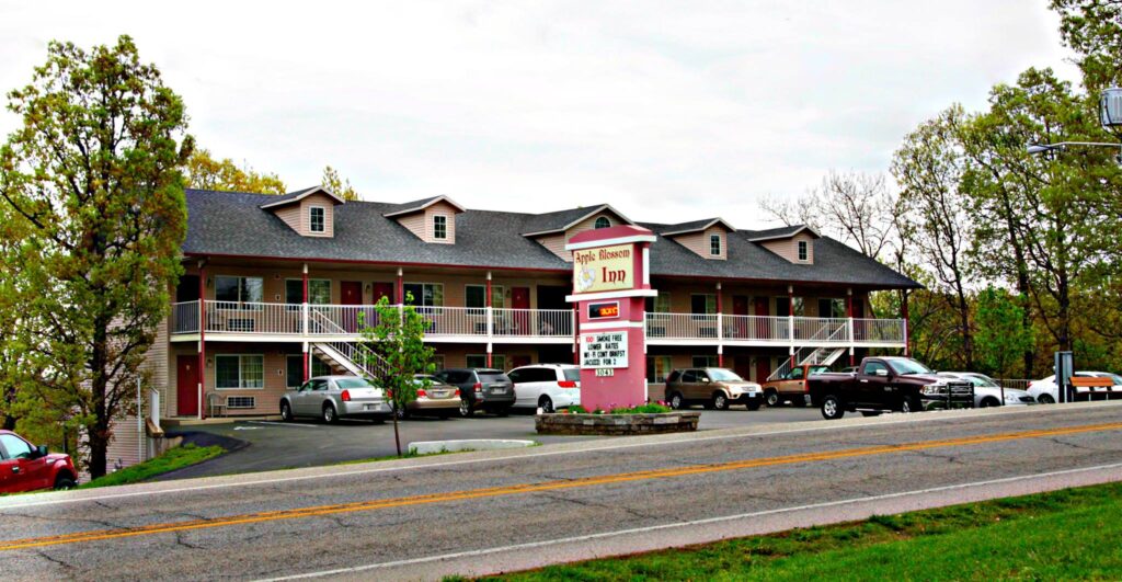 Eureka Springs Lodging