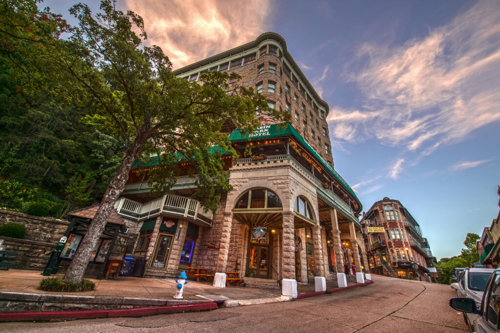 Eureka Springs 2018 07 KSJ 4601ps bph6 Regular size